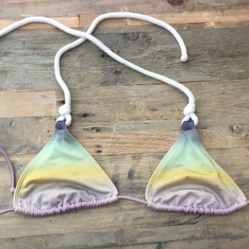 Multi colored string bikini - Picture 2 of 4